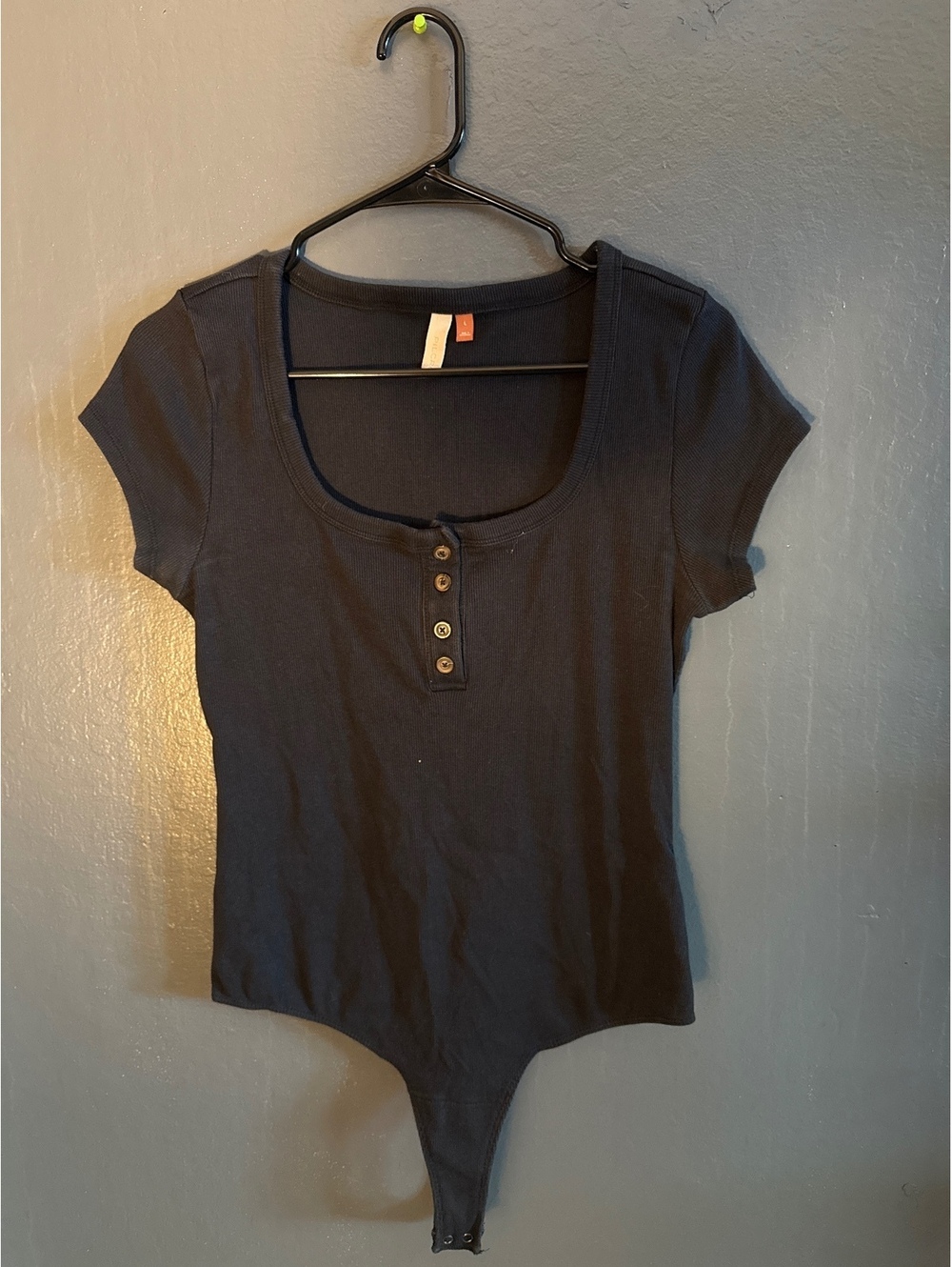 Black Short Sleeve Buttoned Bodysuit